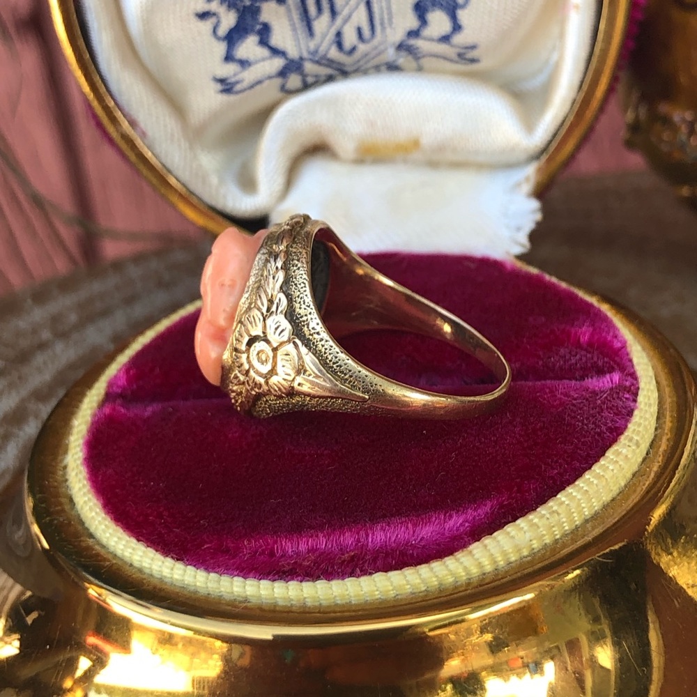 Antique Victorian 1800s 14k solid gold Coral cameo ring carved flowers etched - Picture 7 of 10